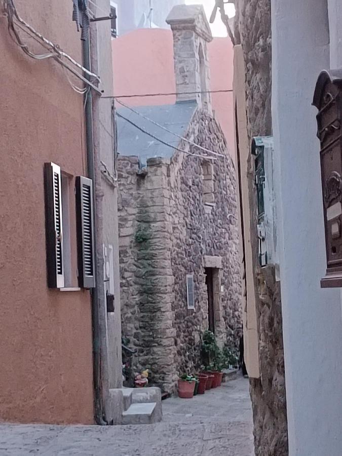 B&B Casa Doria Castelsardo Exterior photo